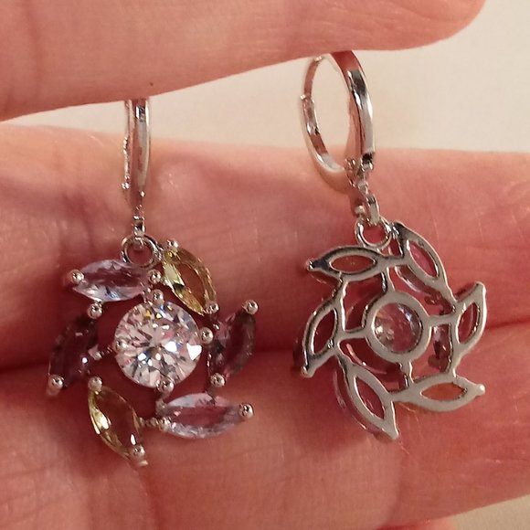 18K White Gold Filled Flower Swirl Diamond Zircon Dangle Earrings Gorgeous Gift - Picture 3 of 4